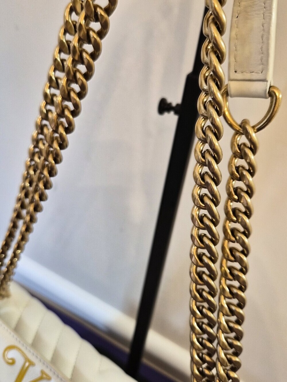 ✨ Louis Vuitton New Wave Chain Bag MM – White Rainbow Logo ✨ - Picture 5 of 15